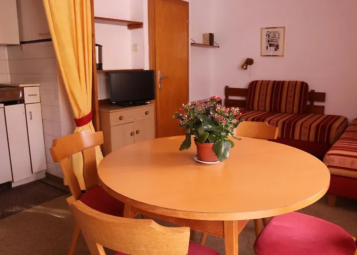 Appartementhaus Grocke * Ваграйн
